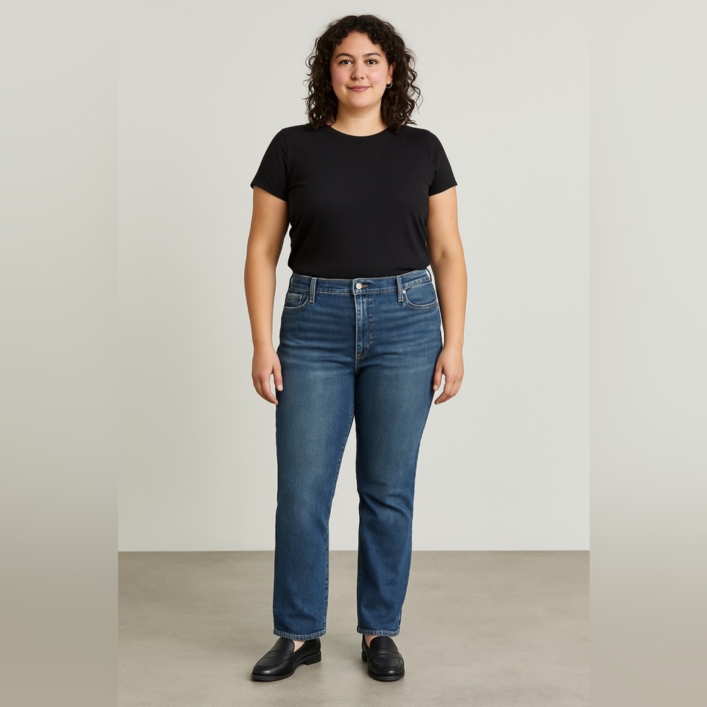Levi’s Slight Curve Classic Straight Leg Jeans Women’s 529 Style Medium Wash 30